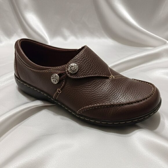 Clarks Shoes - Clarks Ashland Lane Q Slip-On Leather Loafer in Redwood Women's Size 9.5W